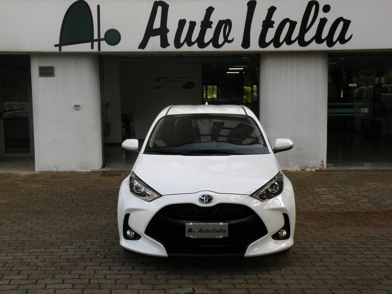 TOYOTA YARIS HYBRID - NOLEGGIO