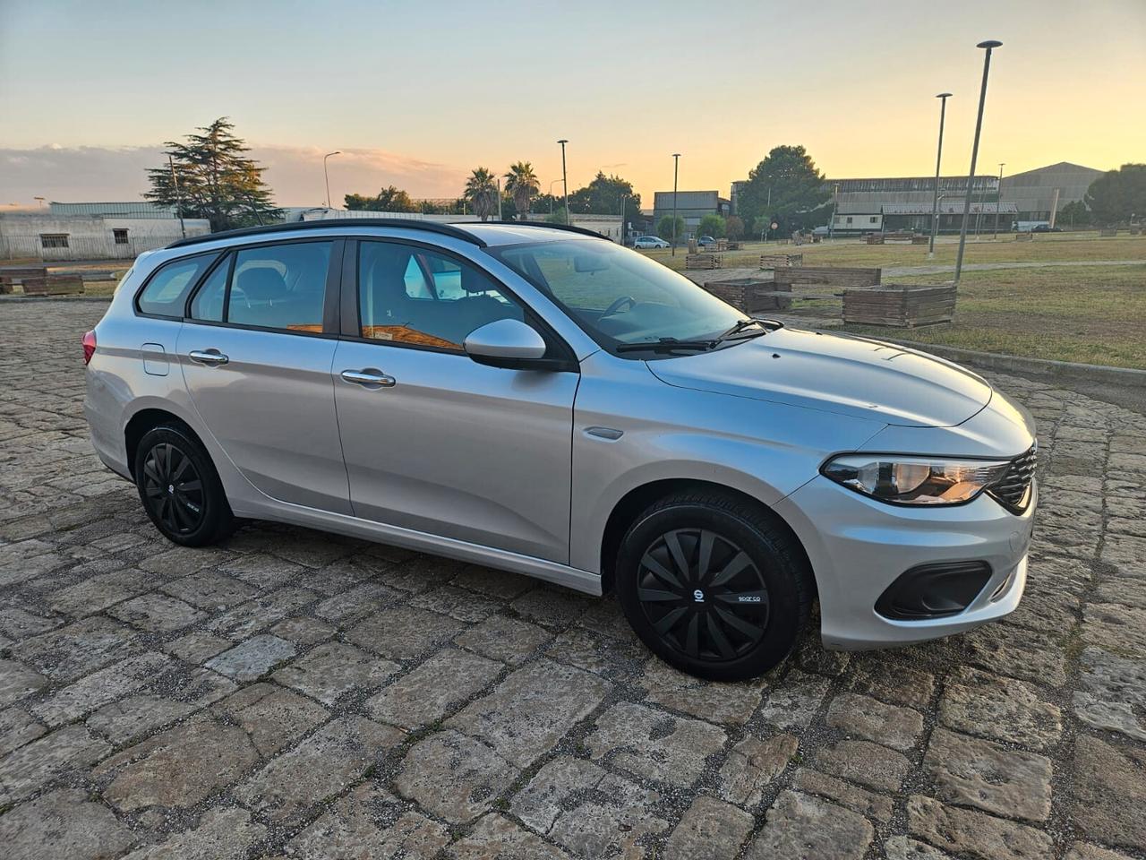 Fiat Tipo 5P SW 1.6 mtj 120cv AUTOMATICA NAVI