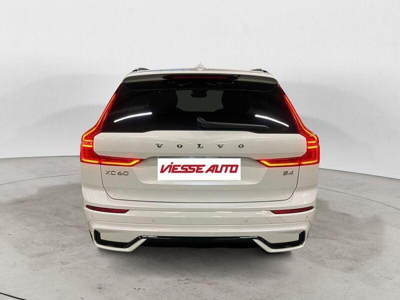 Volvo XC60 XC60 B4 automatico Plus Dark