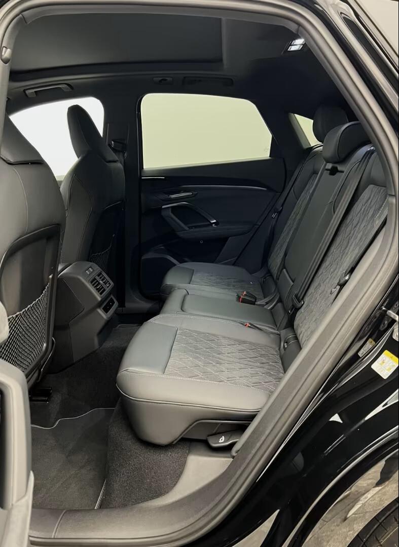 Audi Q5 40 TDI 204 CV quattro S tronic Identity Black