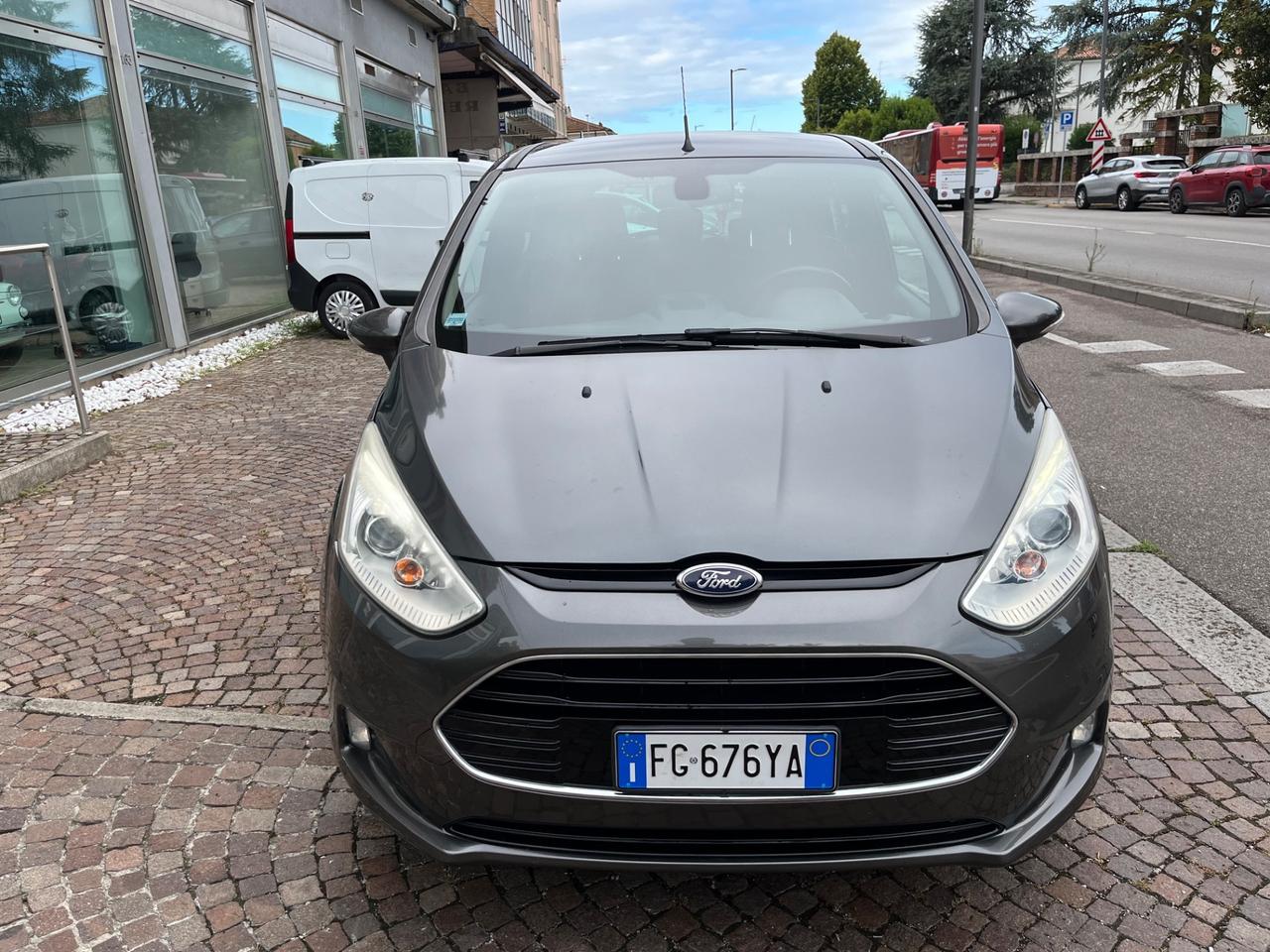 Ford B-max 1.4 90 cv GPL Titanium X