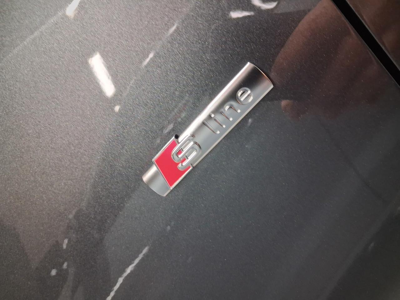 Audi Q2 35 TDI S tronic line Edition