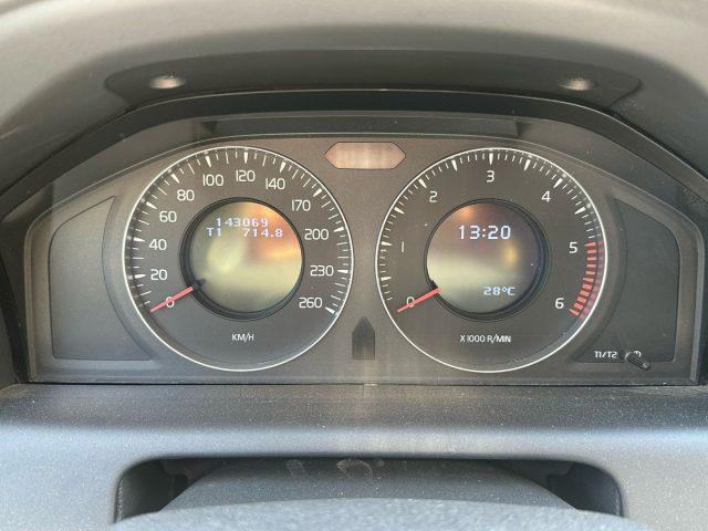 VOLVO XC60 2.4 D 163 CV AWD Geartronic Momentum