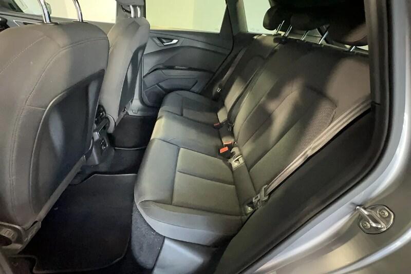 AUDI Q4 e-tron Q4 40 e-tron Business Advanced