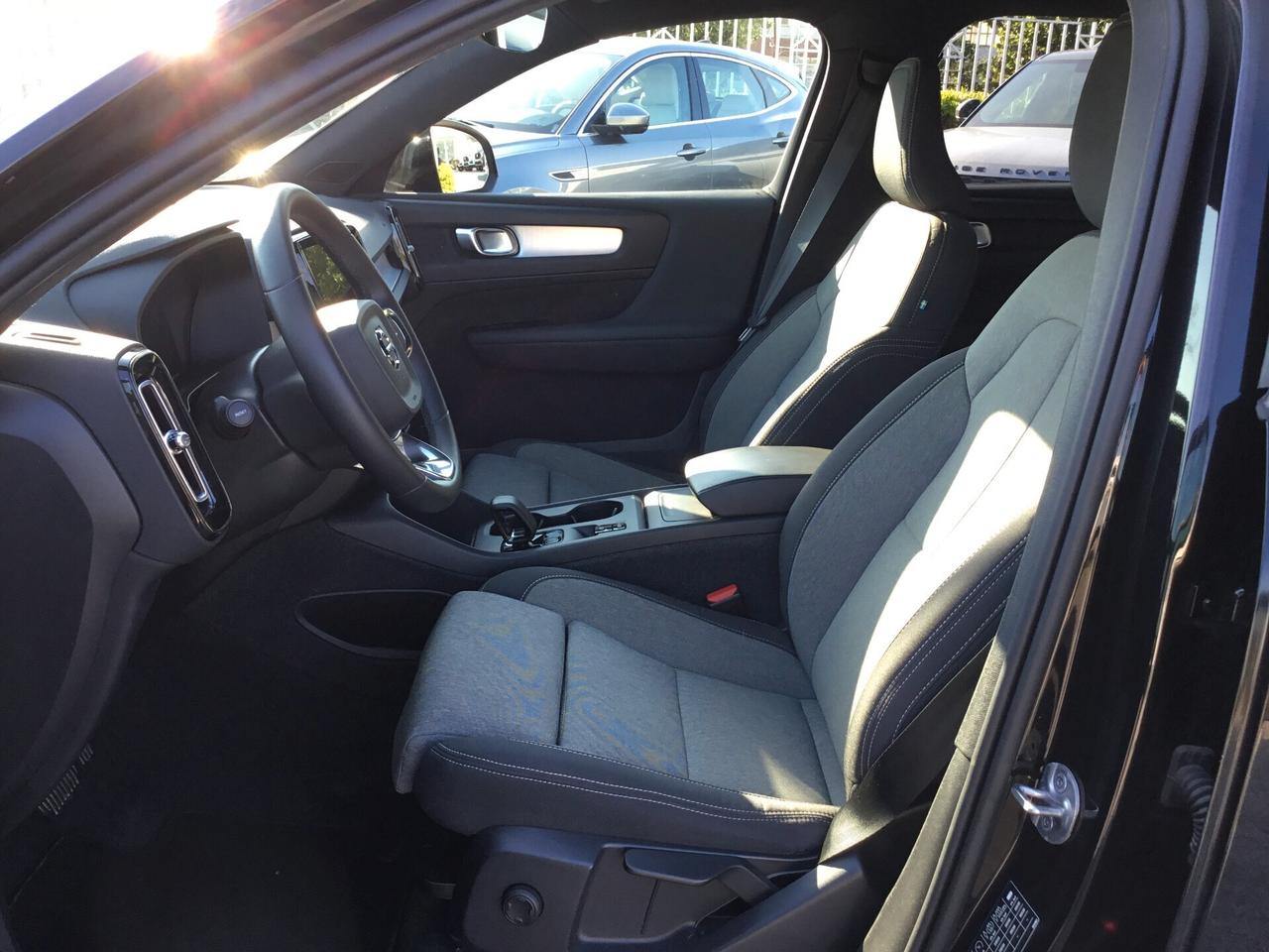 Volvo XC40 T2 Core CAMBIO AUTOMATICO