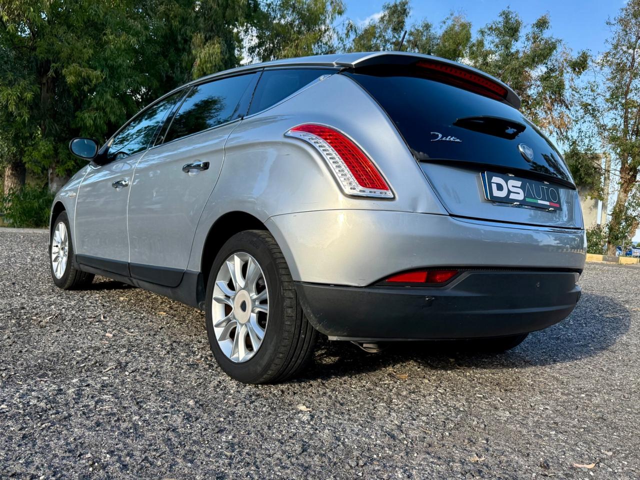 Lancia Delta 1.6 MJT Platino