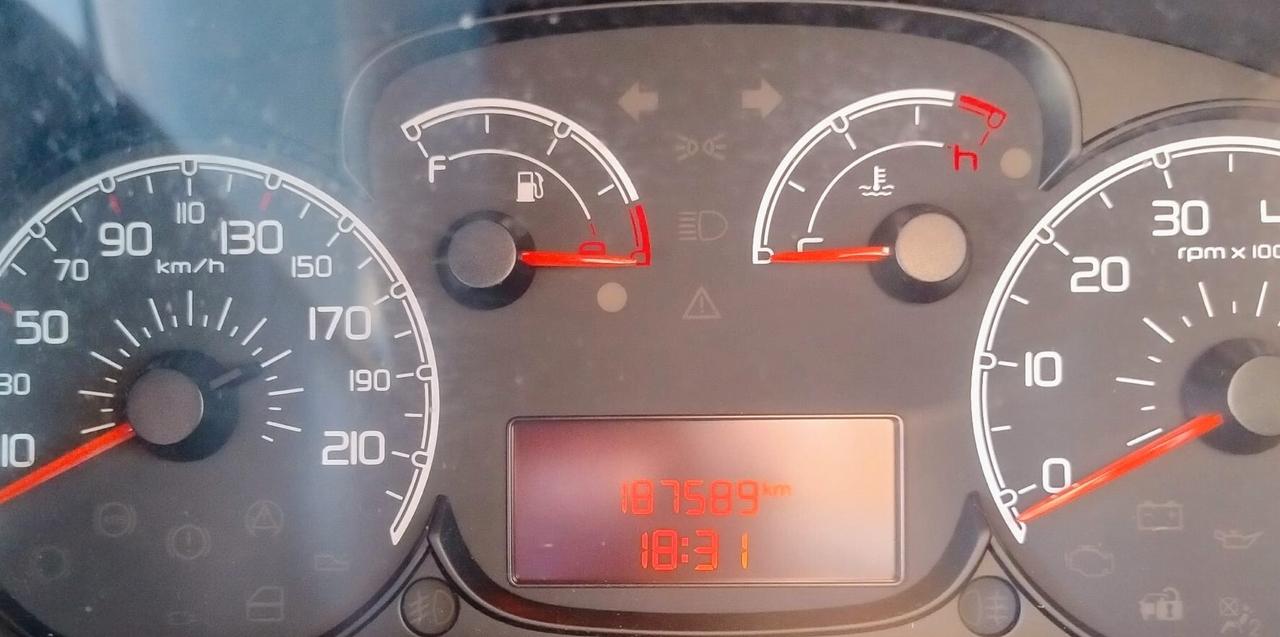 Fiat Doblo 1.6 MJT 16V Emotion 7 POSTI