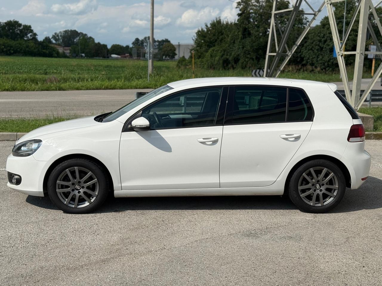 Volkswagen Golf 2.0 TDI 140CV DPF DSG 5p. Highline