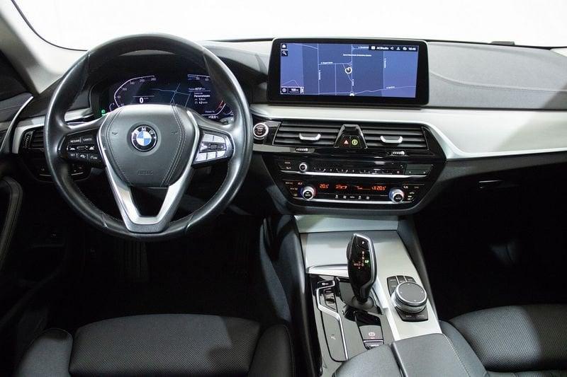 BMW Serie 5 520d 48V xDrive Touring Business