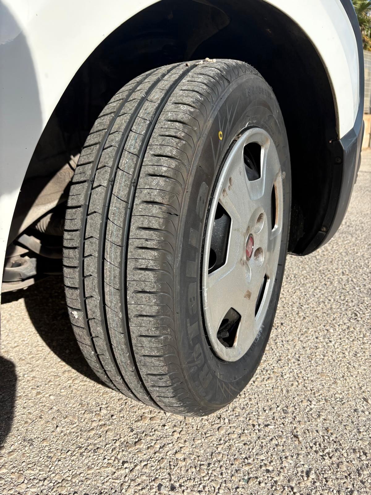 Fiat Fiorino 1.3 MJT 95CV Cargo SX *IVA COMPRESA*