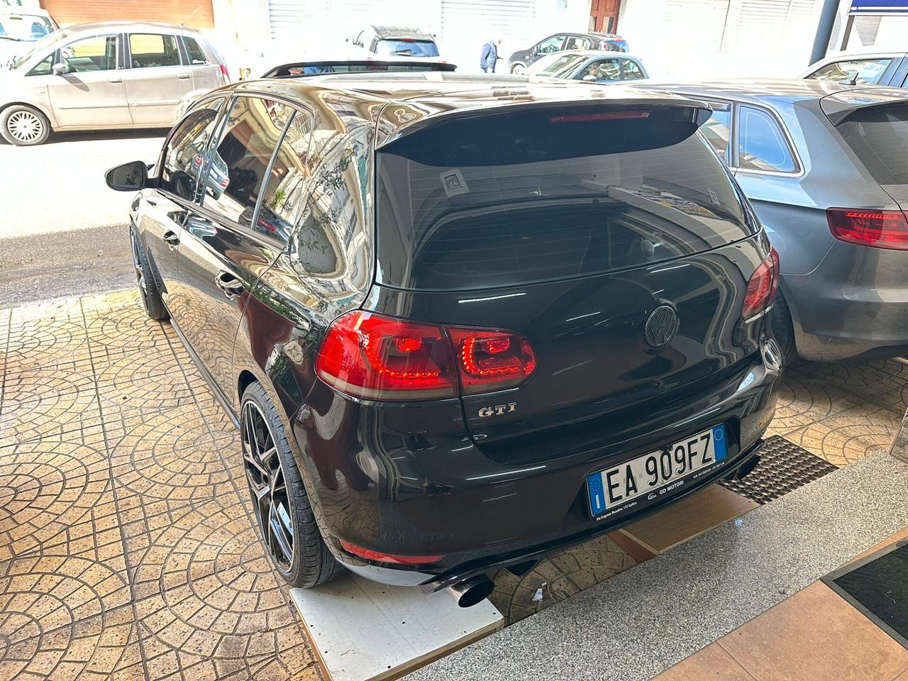 Volkswagen Golf GTI 2.0 TSI 5p.