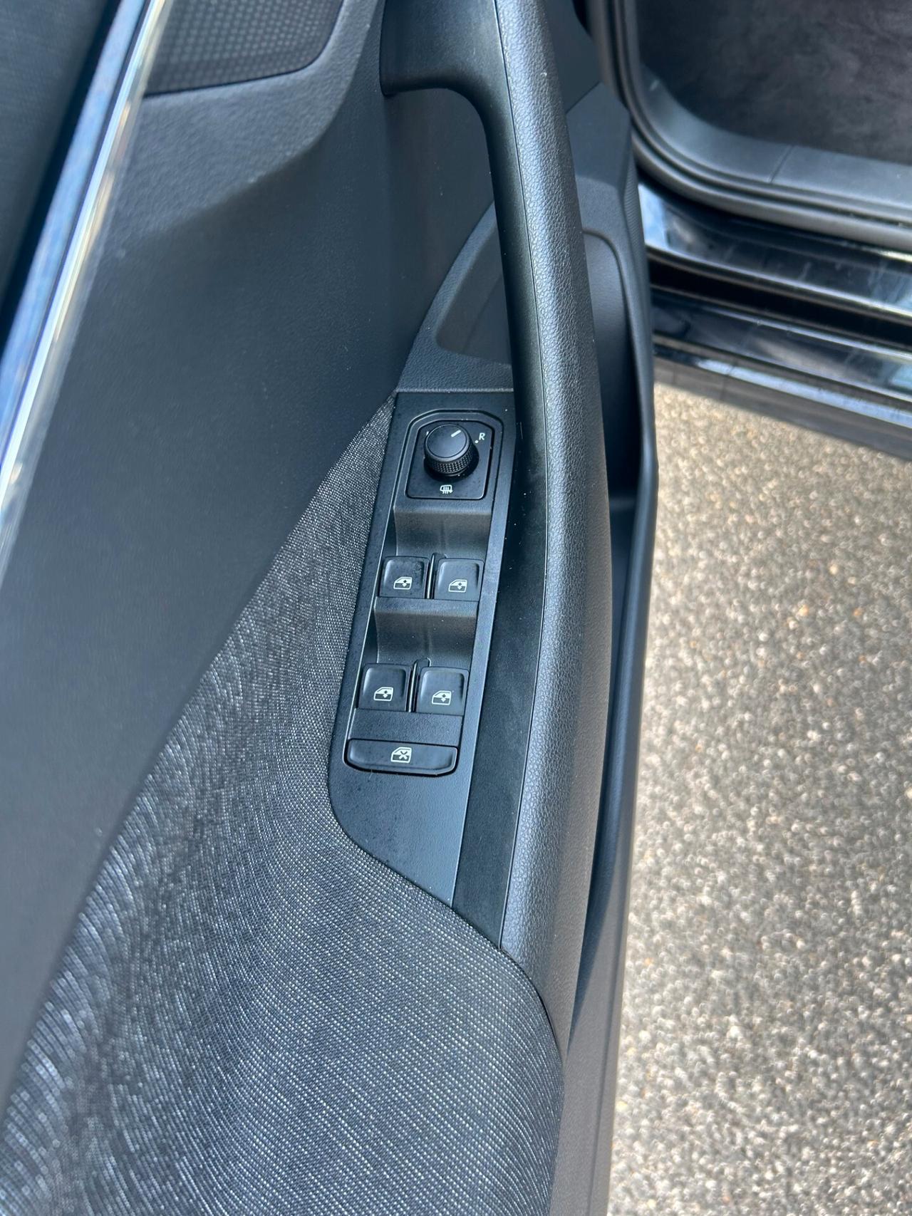 Skoda Kamiq 1.0 TSI 110 CV DSG Monte Carlo