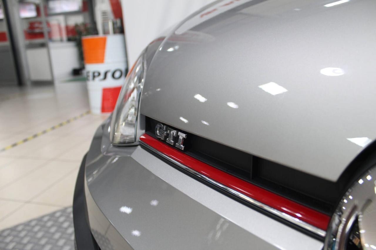 Volkswagen up! 1.0 TSI 5p. GTI BlueMotion Technology
