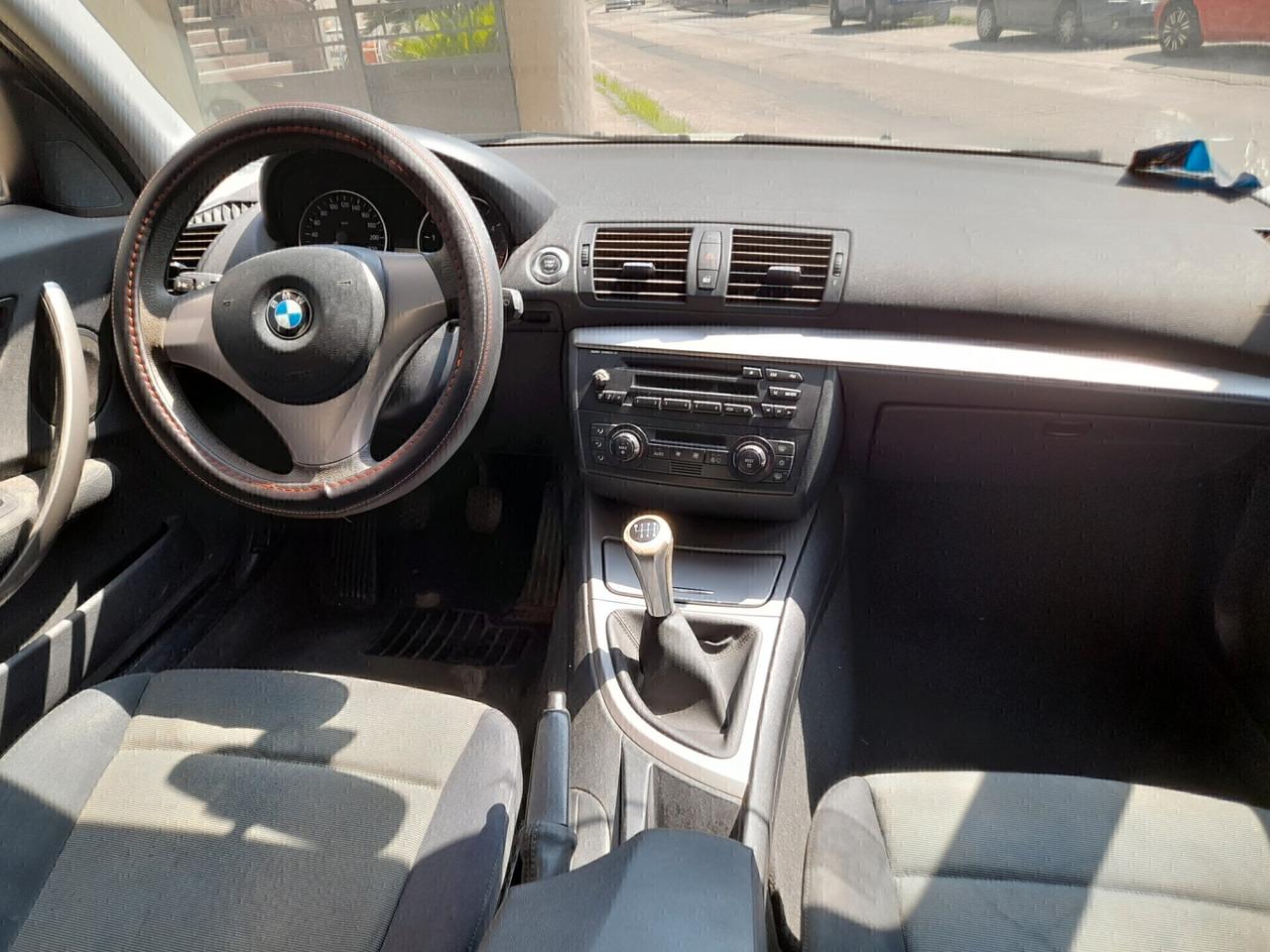 Bmw 118 118d cat 5 porte Futura