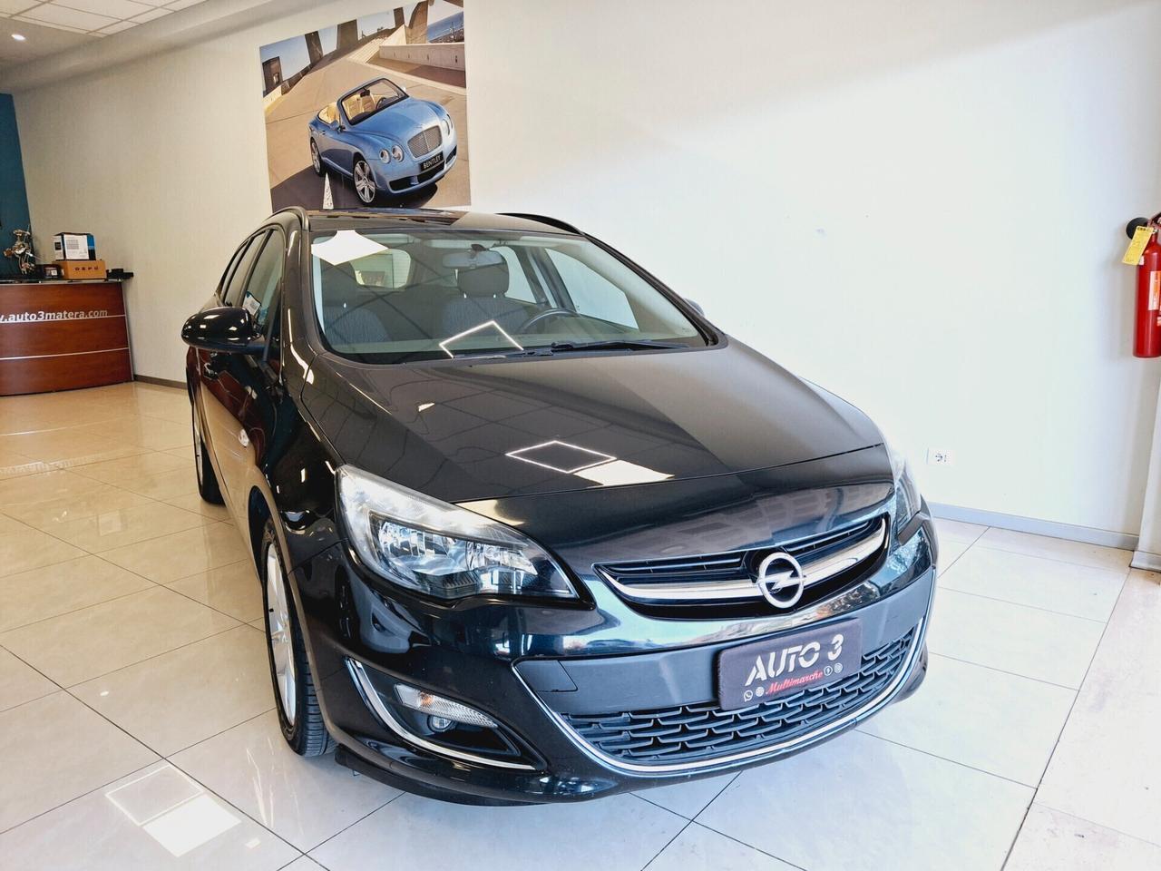 Opel Astra 1.4 Turbo 140CV Sports Tourer GPL Tech Cosmo