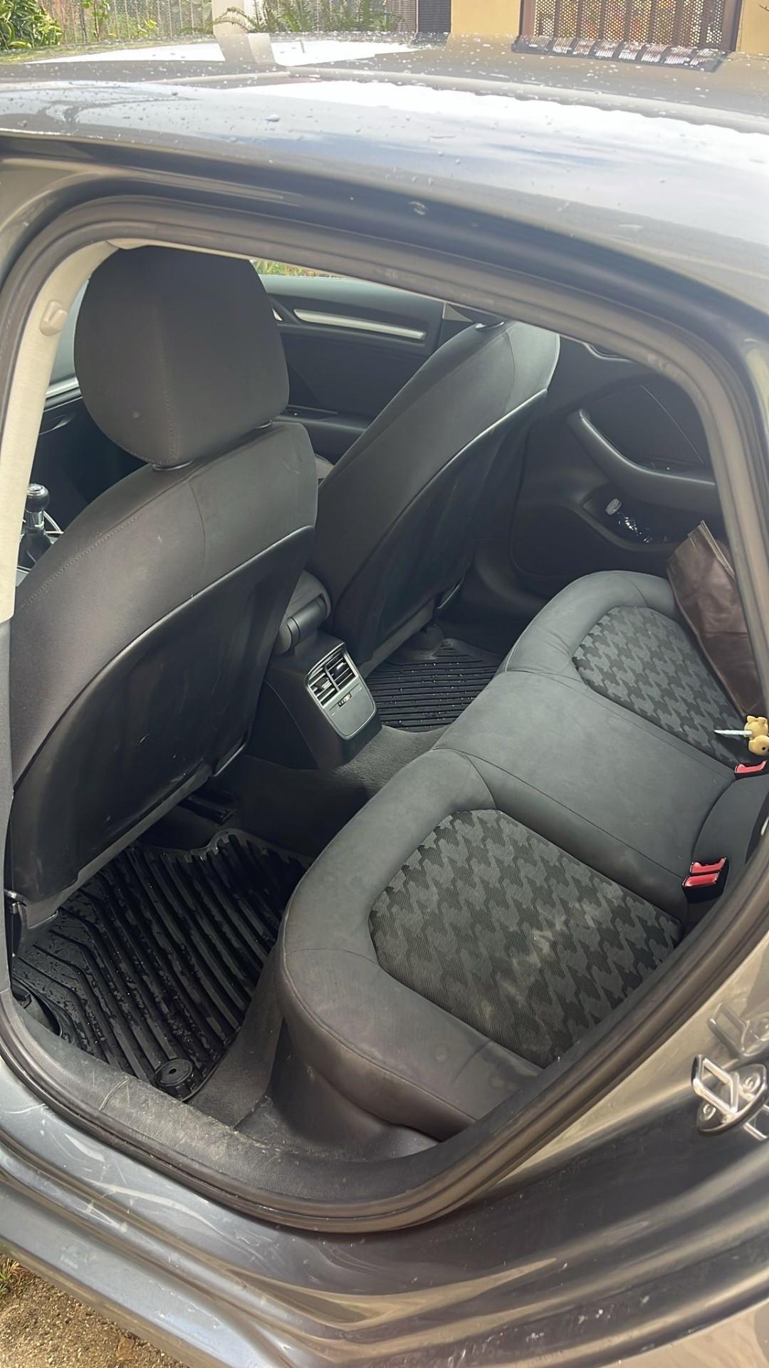 Audi A3 Sedan 1.6 TDI clean diesel Ambition