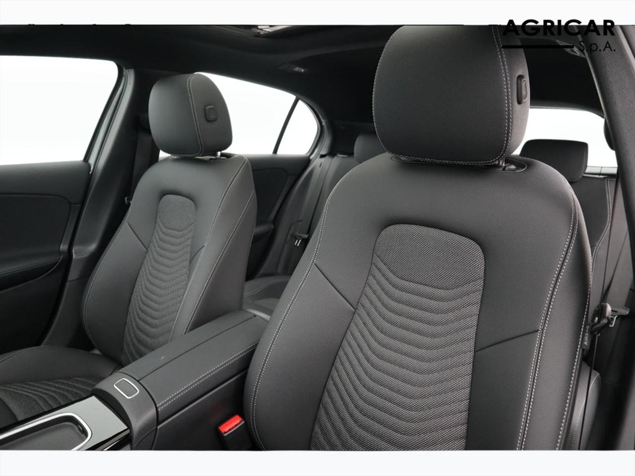 Mercedes Classe A 250 e plug-in-hybrid progressive advanced plus speedshift dct amg 8g