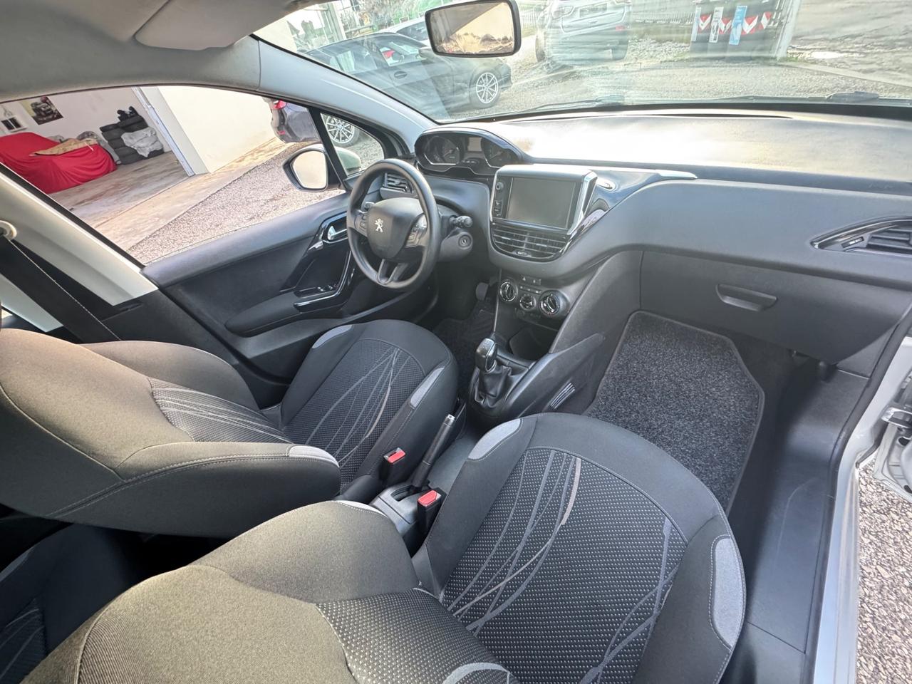 Peugeot 208 Versione Allure