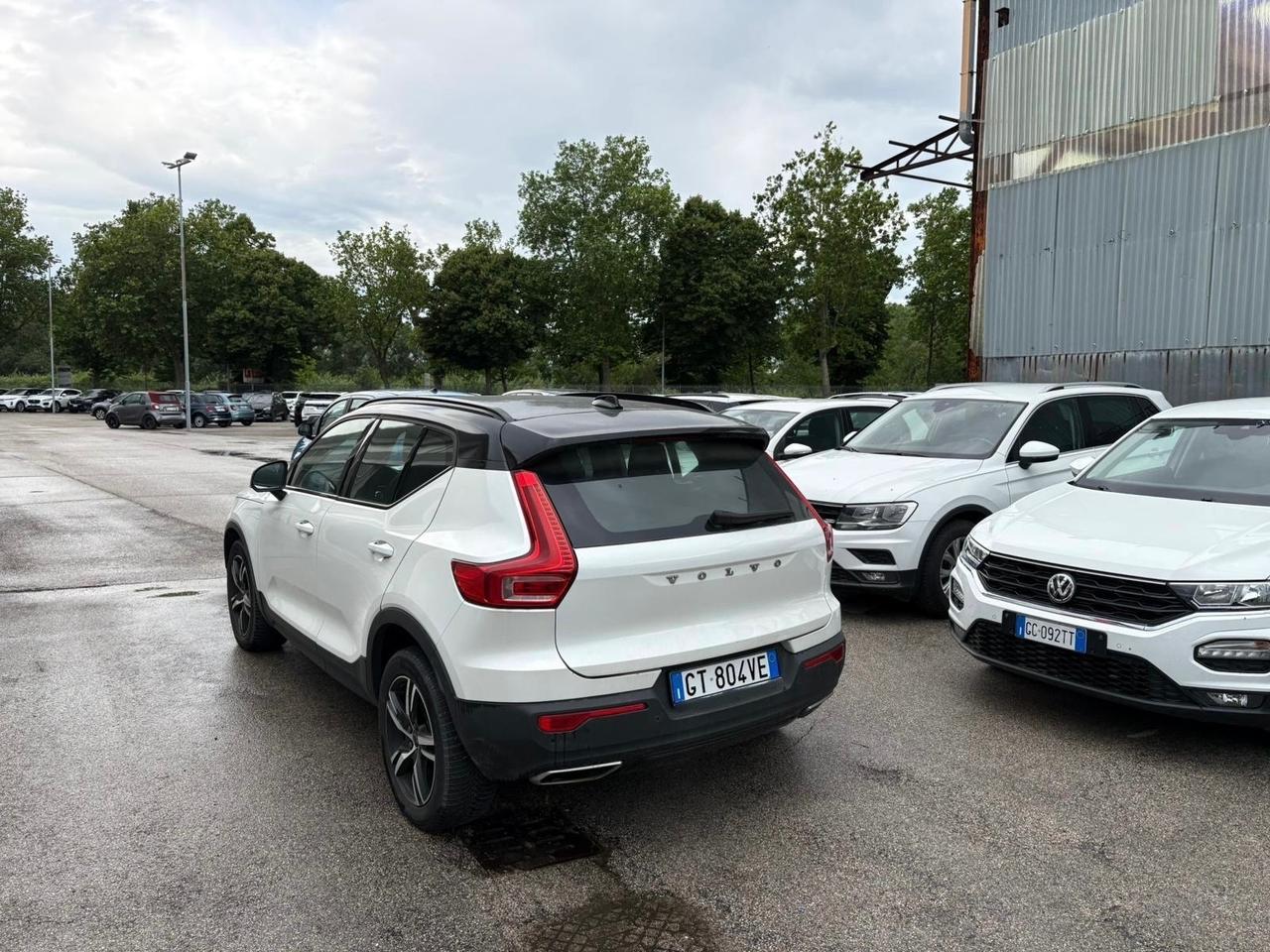 Volvo XC40 2.0 190 CvD4 AWD Geartronic R-design
