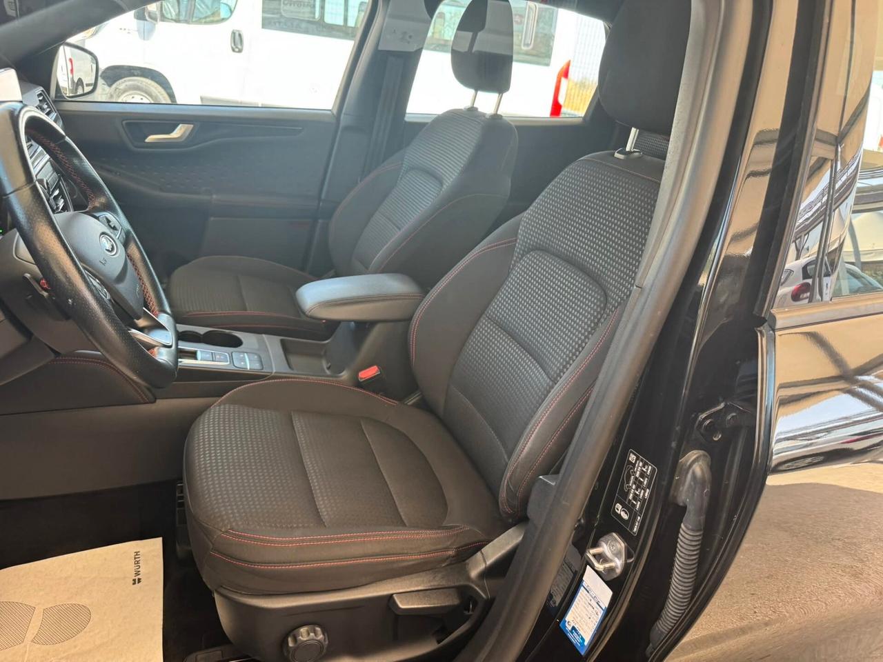FORD KUGA 1.5ECOBLUE 120CV AUT. UNICO PROPRIETARIO