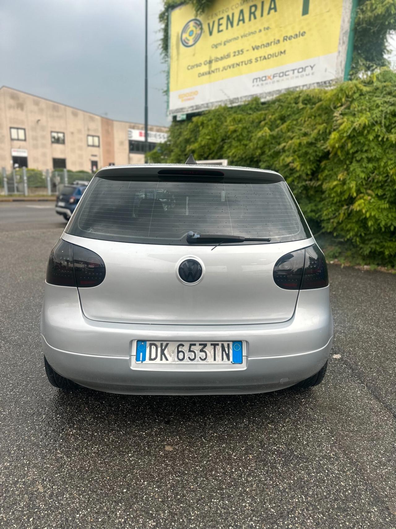 Volkswagen Golf 1.6 16V FSI 5p. Comfortline