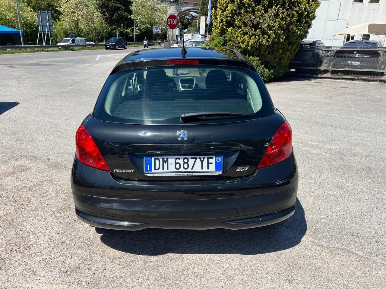 Peugeot 207 1.4 VTi 95CV 3p. ONE Line