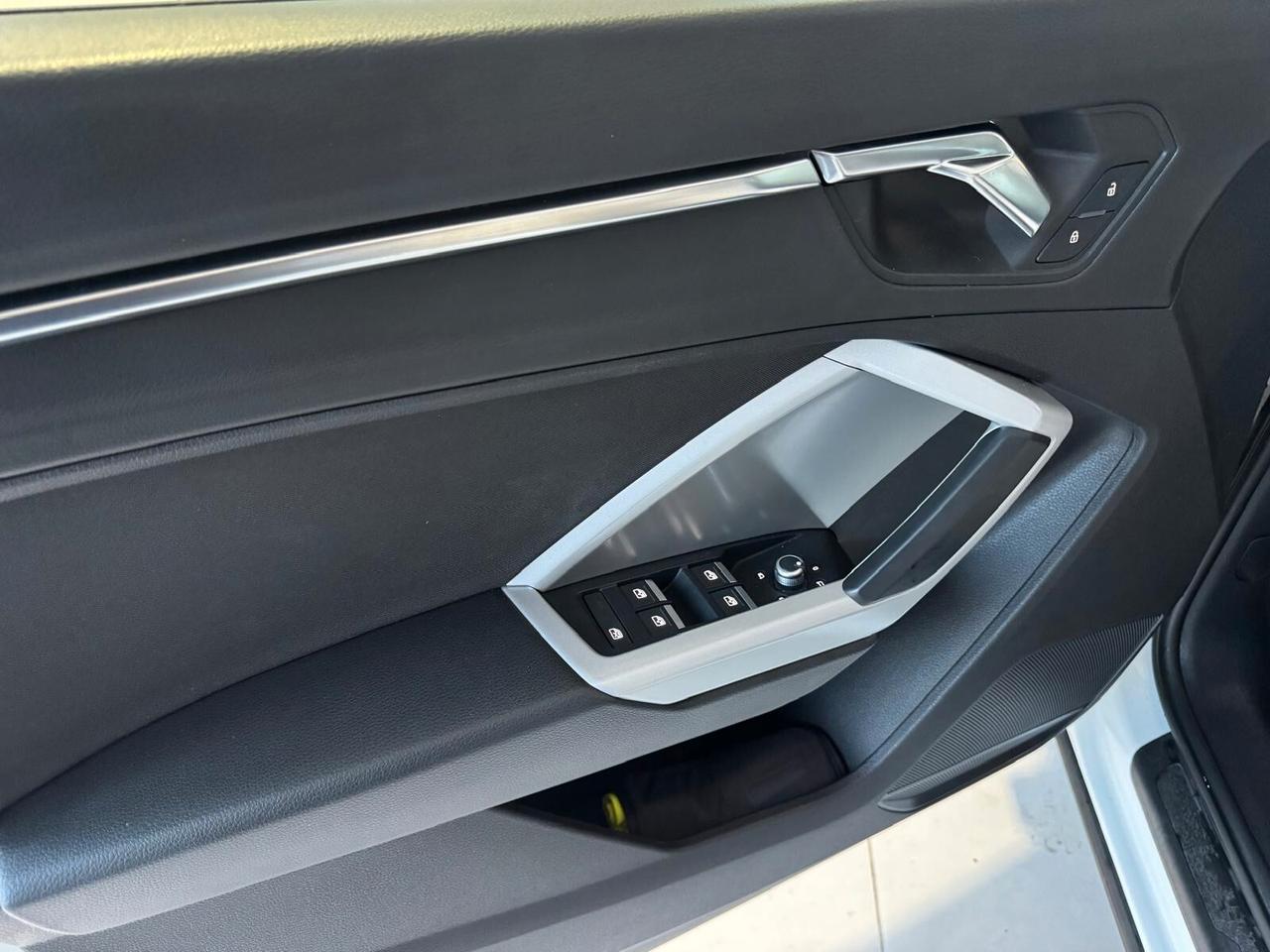 Audi Q3 45 TFSI quattro S tronic