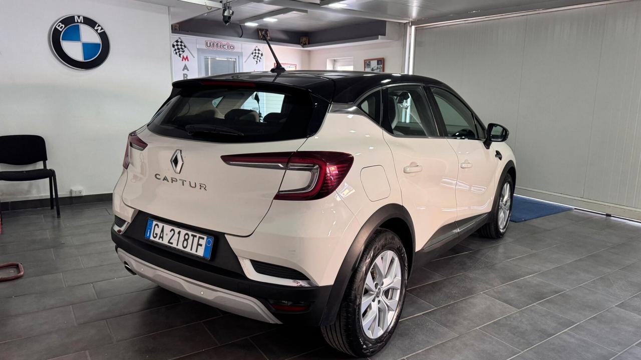 Renault Captur Blue dCi 115 CV EDC Intens