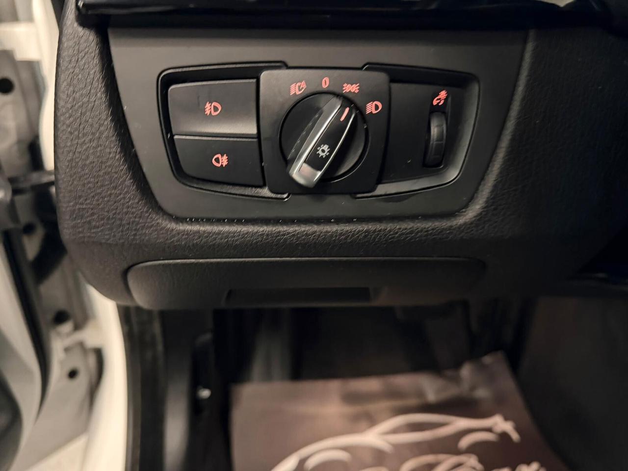 BMW 318D GRAN TURISMO 2.0 SPORT 150CV TETTO NAVI CAM ANNO 2016