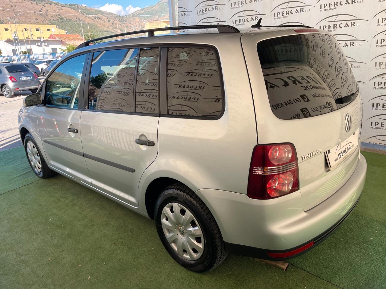 Volkswagen Touran 2.0 Highline Ecofuel ( 7 POSTI )