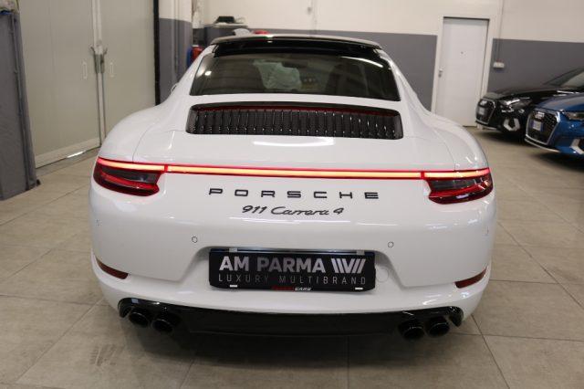 PORSCHE 911 3.0 Carrera 4 Coupé