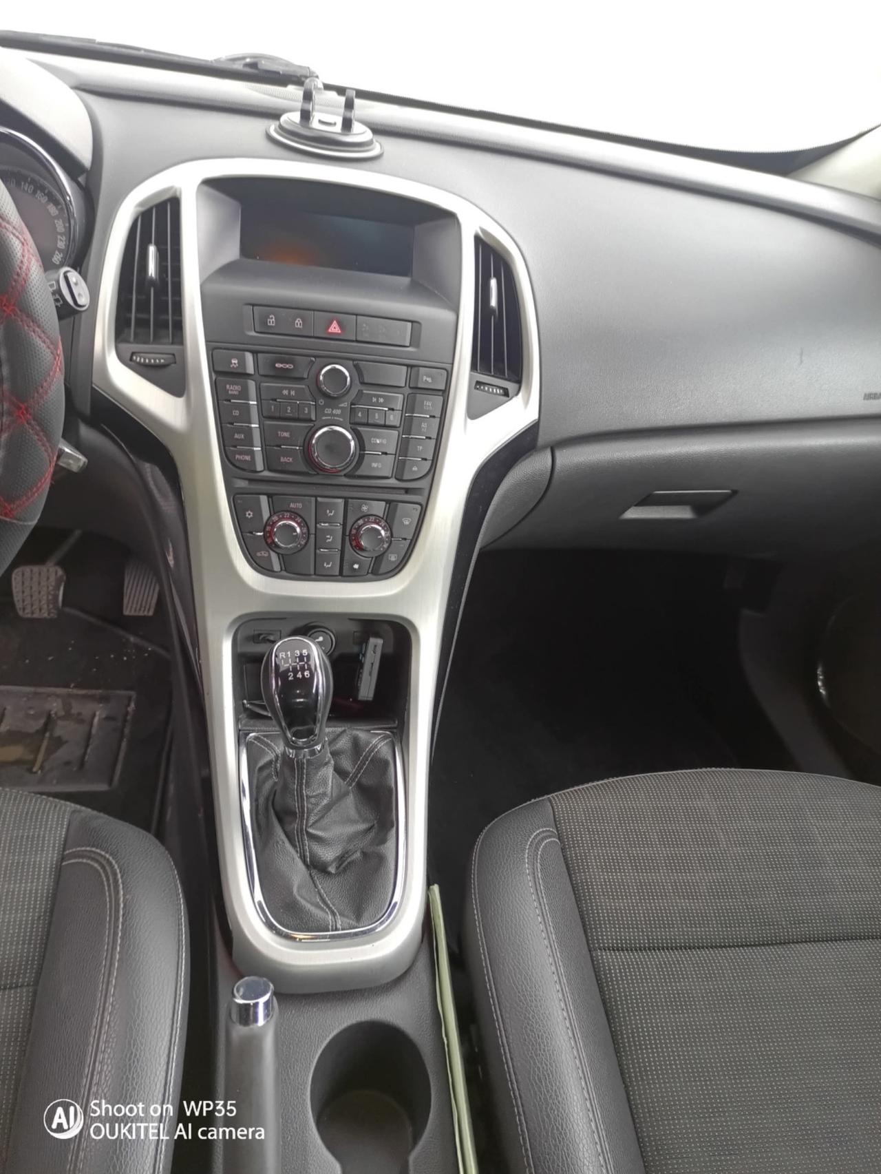 Opel Astra GTC 1.7 CDTI 130CV S&S 3 porte Cosmo