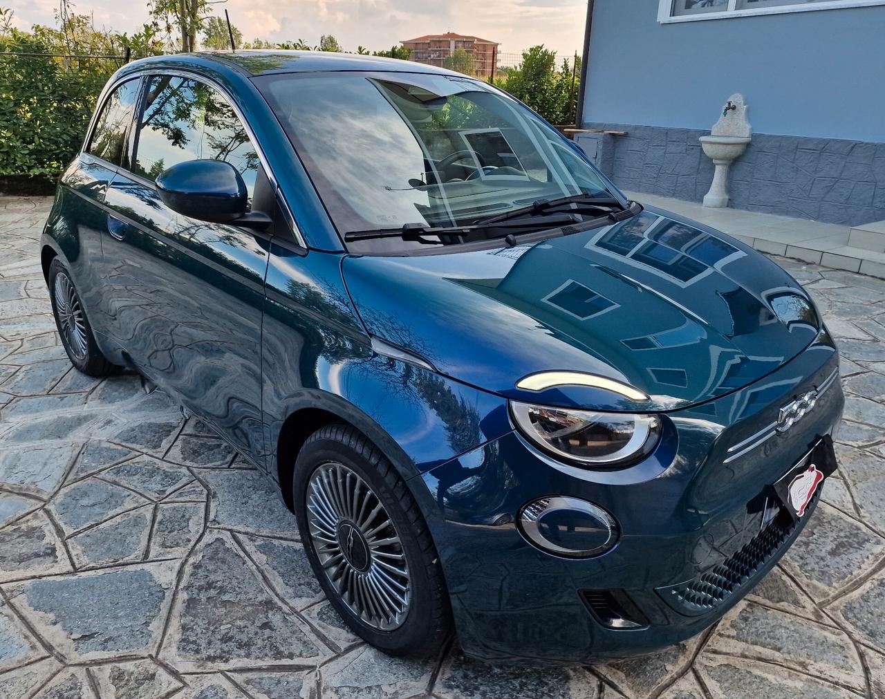 Fiat 500 Passion Berlina 42 kWh