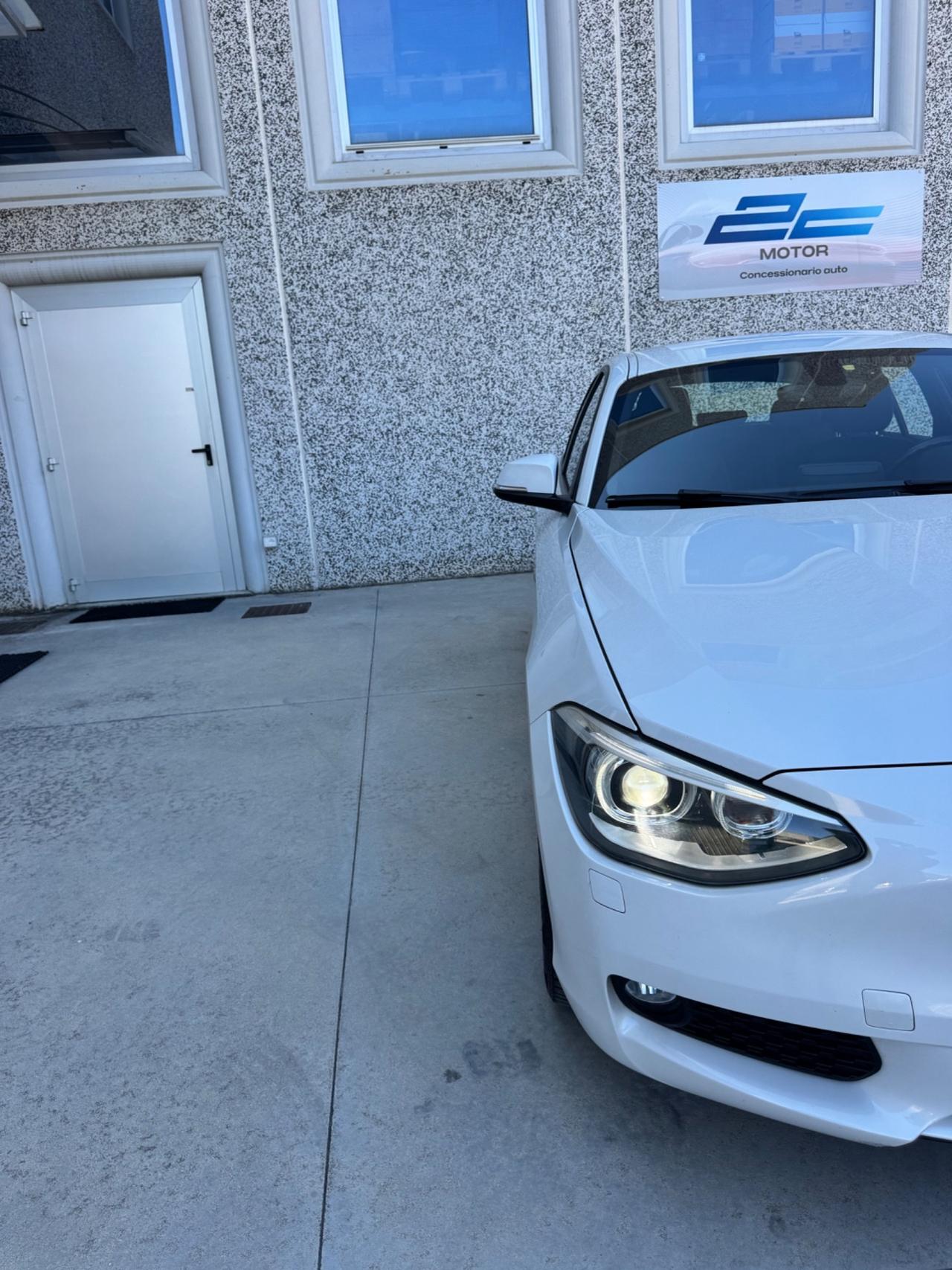 Bmw 118 118d 5p. Unique