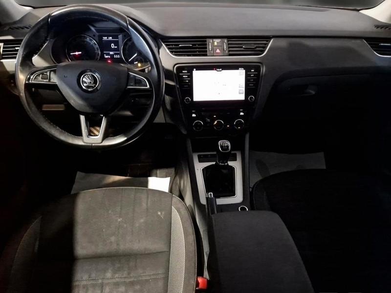 SKODA OCTAVIA WAGON 1.6 TDI EXECUTIVE