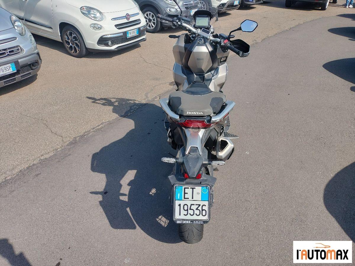 Honda - X-ADV 750 DCT Abs my18