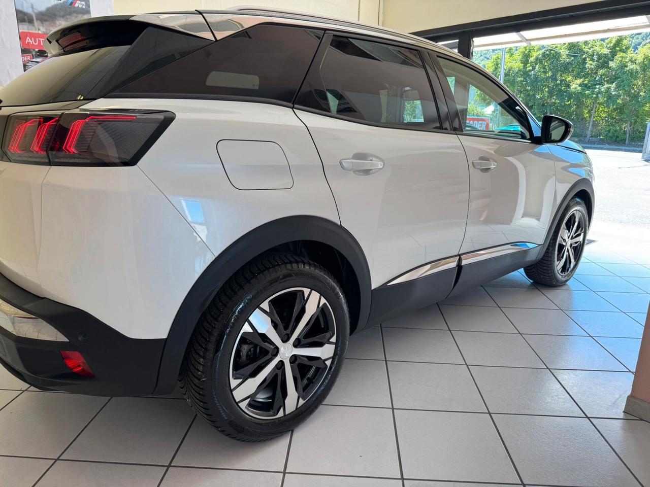 Peugeot 3008 BlueHDi 130 S&S EAT8 Allure Pack