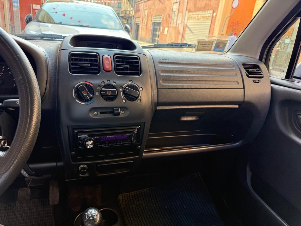 Opel Agila 1.2 16V 'Njoy