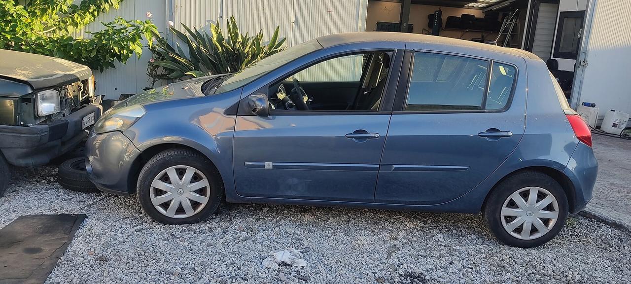 ranault clio 1.2 benzina ottime condizioni