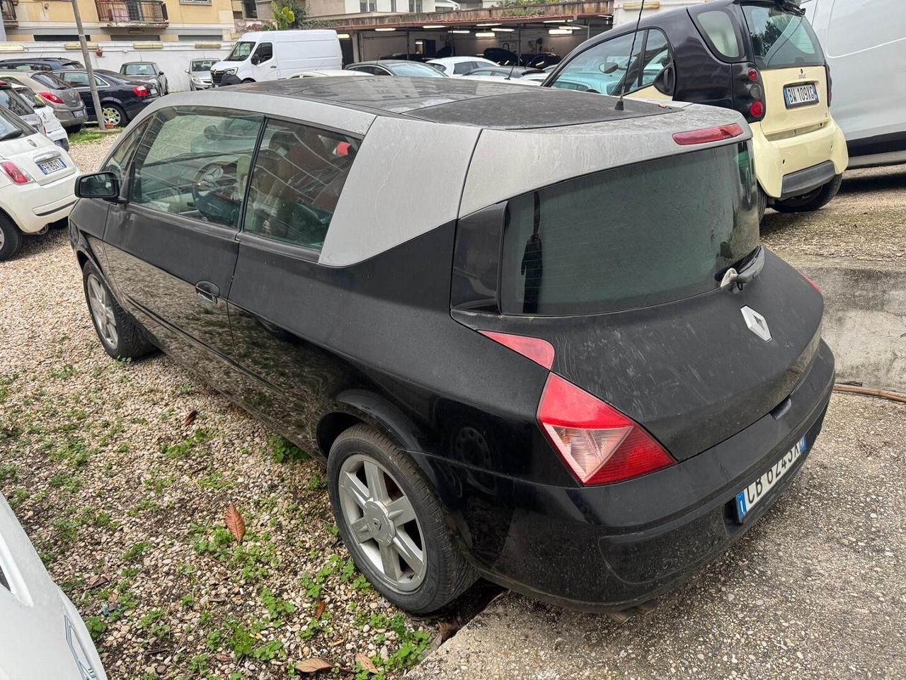 RENAULT Avantime 2.2 16V dCi Dynamique