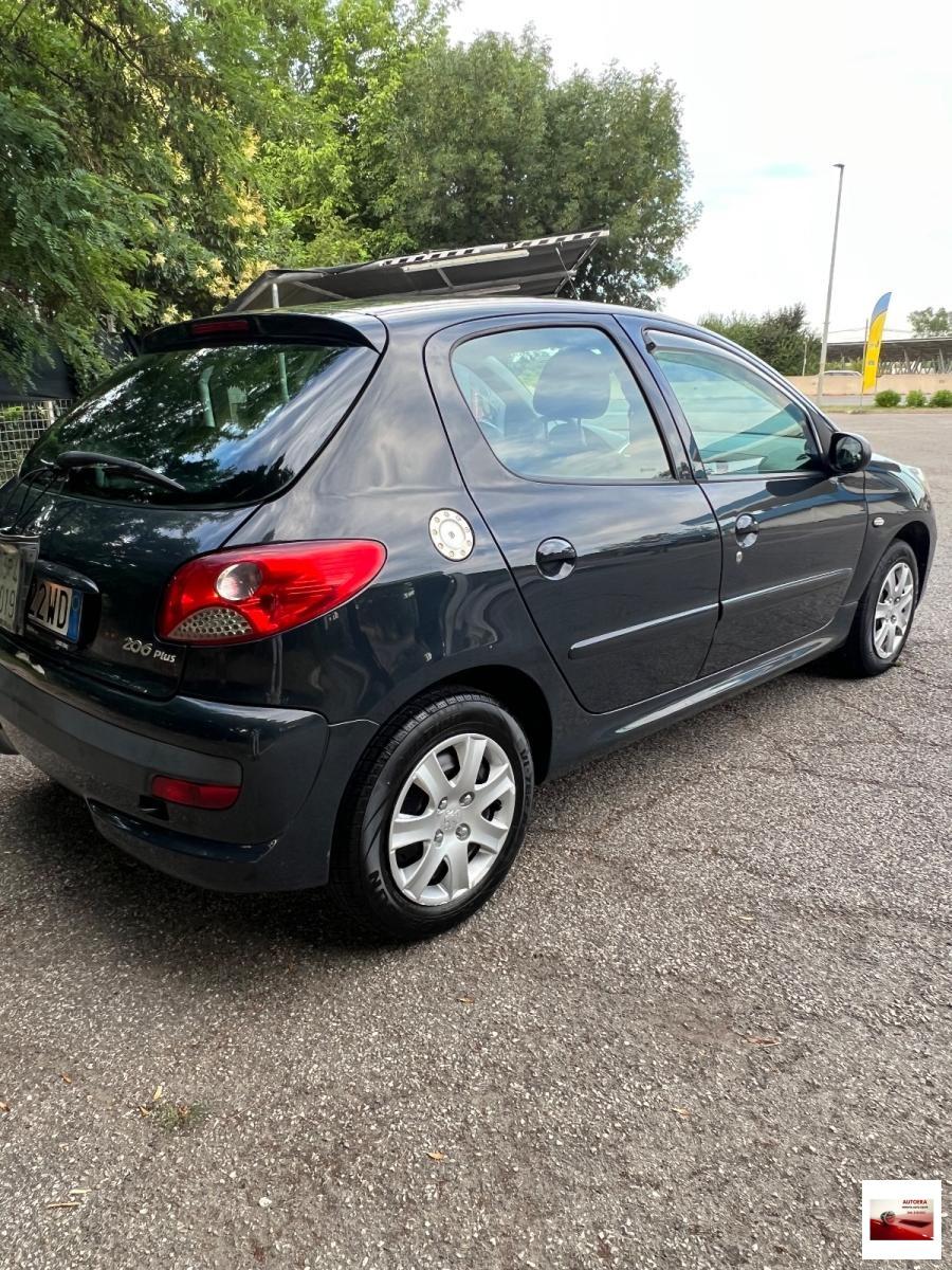 PEUGEOT - 206 - 1.1 60CV 5p. Trendy
