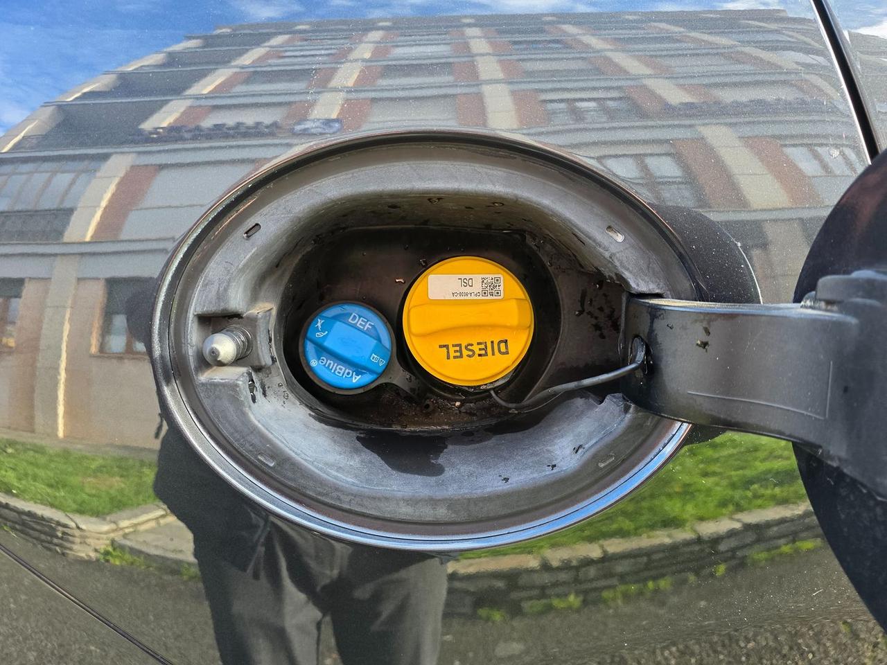 Jaguar F-Pace 2.0 20d Turbo R- #8356