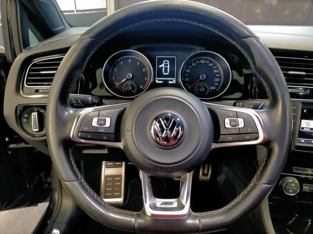 VW GOLF 1.4 TSI Sport Edition R-Line
