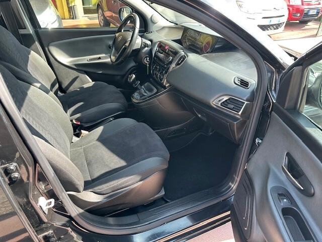 Lancia Ypsilon 1.2 69 CV 5 porte GPL Ecochic Gold,Uniprop, Ok Neopatentati!!