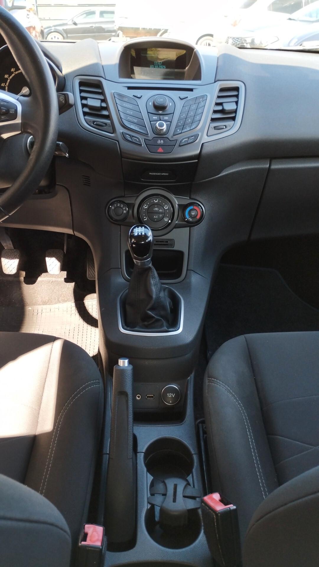 Ford Fiesta 1.5 TDCi 75CV 5 porte Business