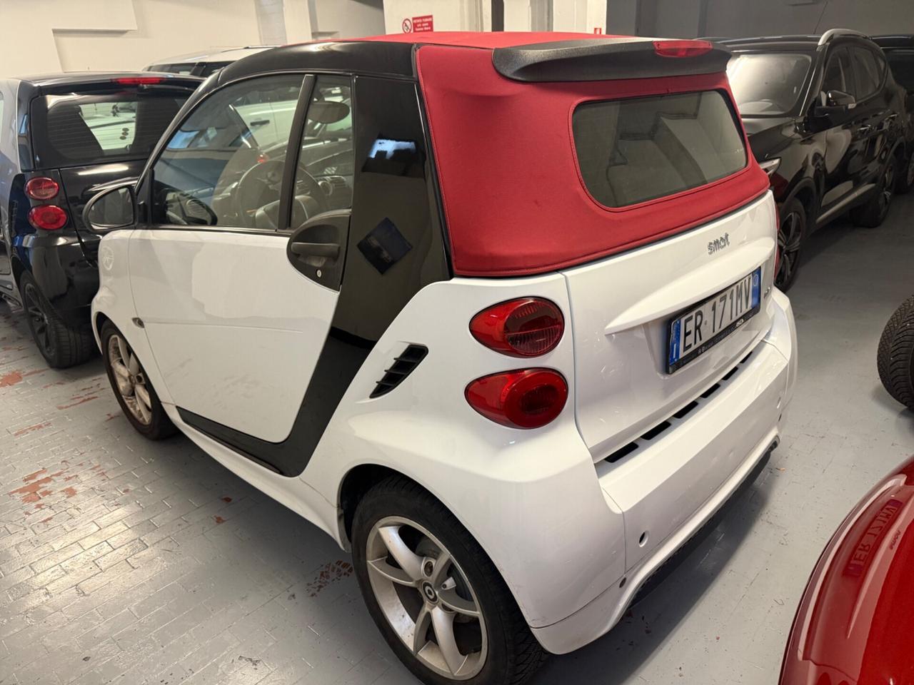 Smart ForTwo 1000 52 kW MHD cabrio pulse