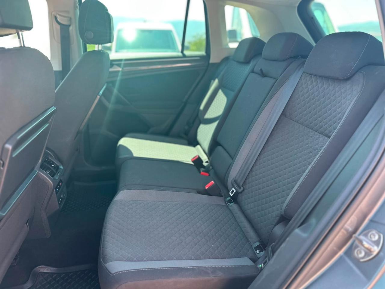 Volkswagen Tiguan 2.0 TDI SCR DSG R-LINE BlueMotion Technology