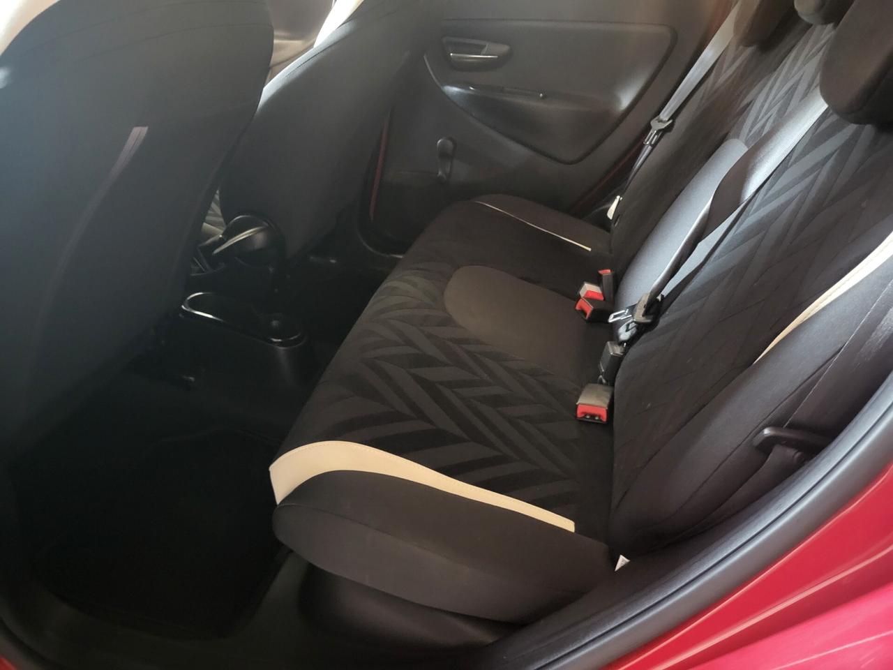 Lancia Ypsilon 1.2 69 CV 5 porte GPL Ecochic Gold