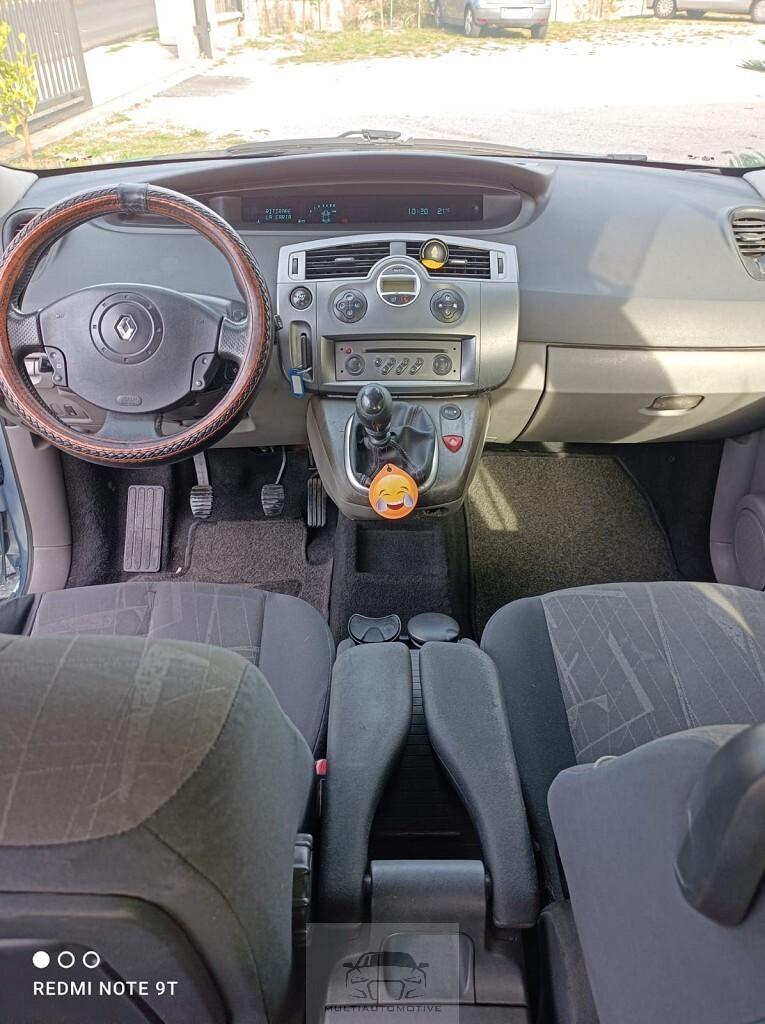 RENAULT SCENIC