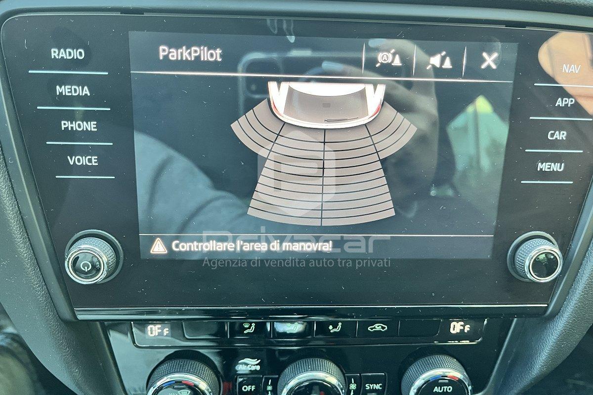 SKODA Octavia 1.6 TDI CR 115 CV DSG Wagon Executive